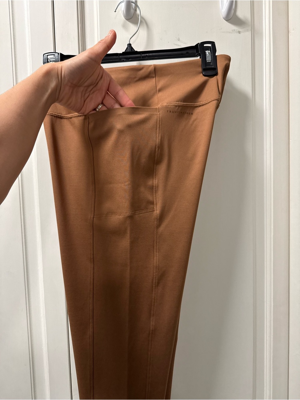 TravisMathew Moveknit Bonded Pocket Leggings Brown Size L - Picture 6 of 7